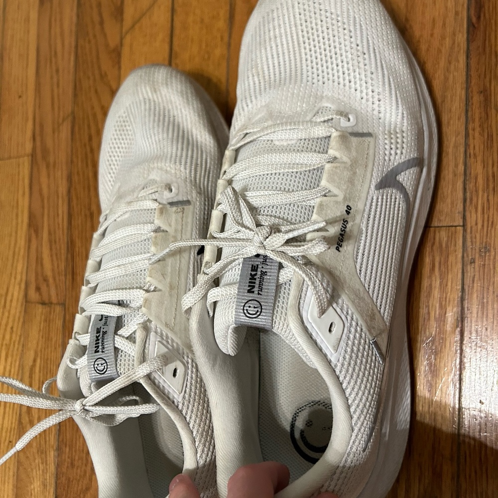 Mens nike running shoes
